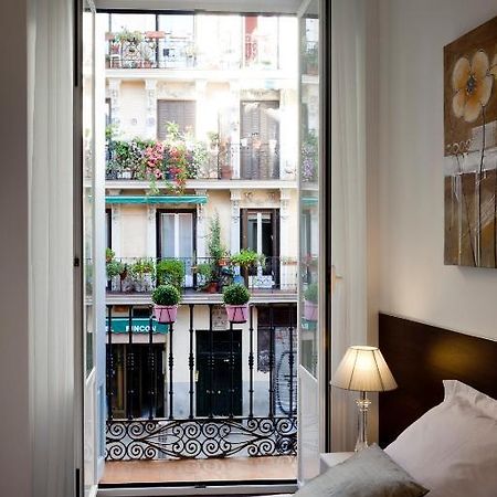 THC Latina Hostel Madrid Exterior foto