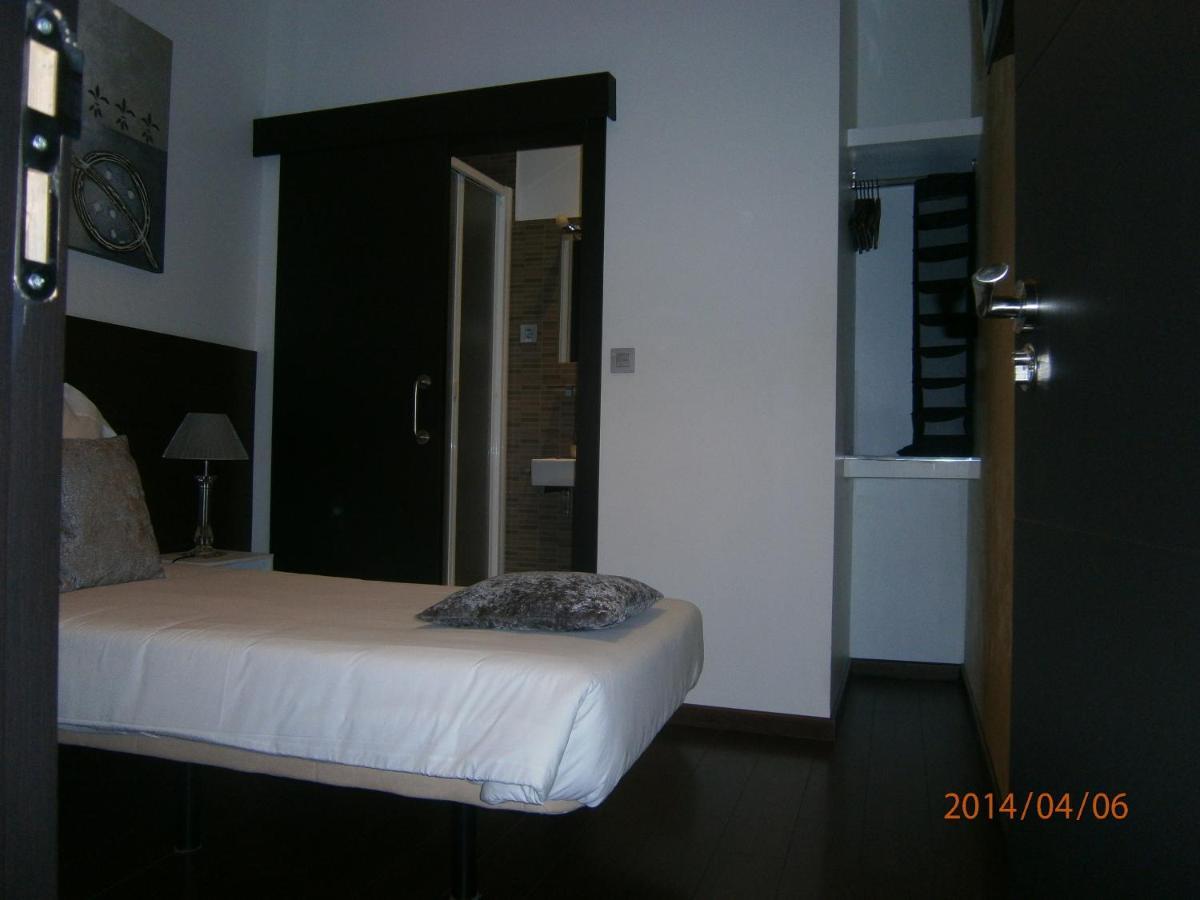THC Latina Hostel Madrid Zimmer foto